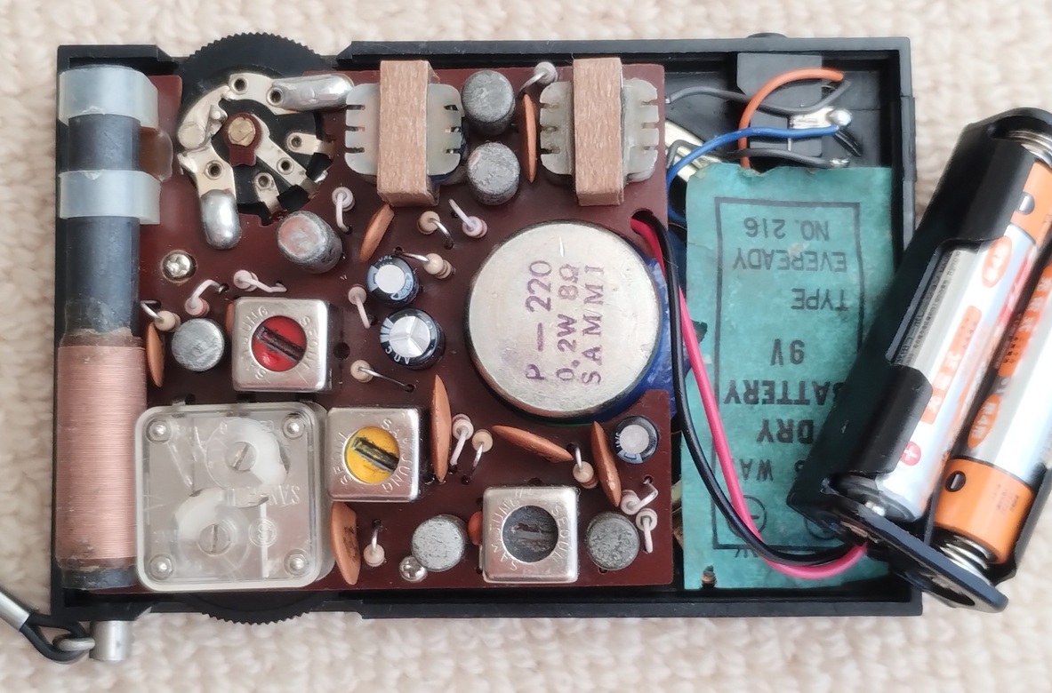 image from 50年前のジャンク6石ラジオをレストア！単4NiMH電池2本で動かす